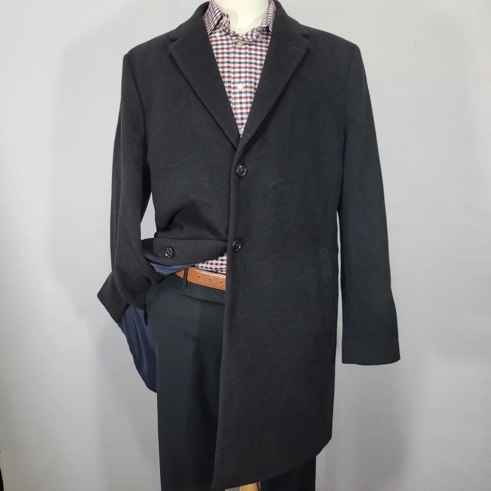 Tommy Hilfiger Men's Flannel OVercoat Three Button Black Wool Blend Size 44R NEW